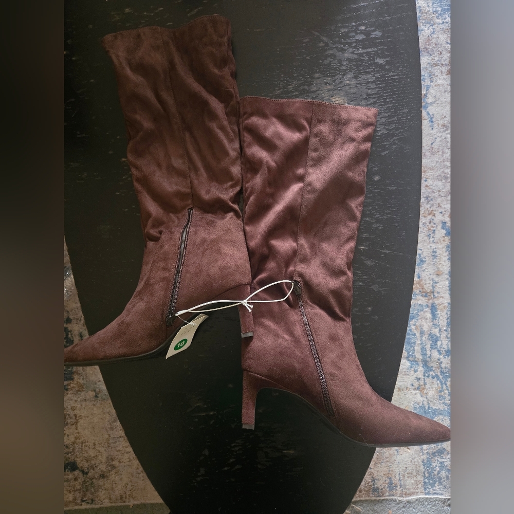 NWT Women's Brown Mid-Calf Suede Heeled Boots size 10